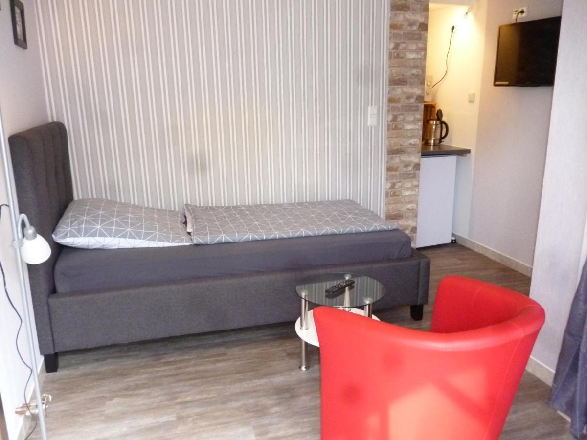 "Haus Ambiente" Apartment & Gaestehaus Brome - Modern, Zu Fairen Preisen Buitenkant foto